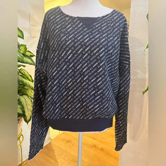 Juicy Couture Print navy sweater w’s size L - Picture 2 of 8